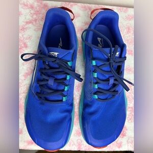 Altra Superior 6 Trail Running Shoes 
LIKE NEW